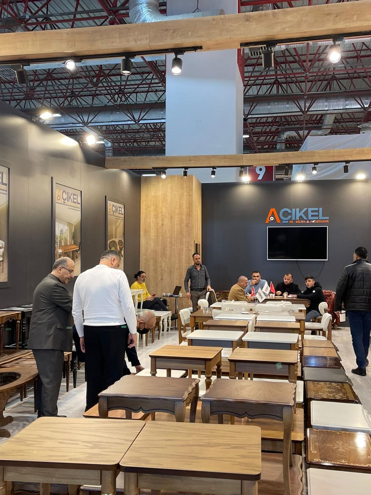 İFF 2025 - Kapan Masa Sandalye Aksesuarlar Stand - 1